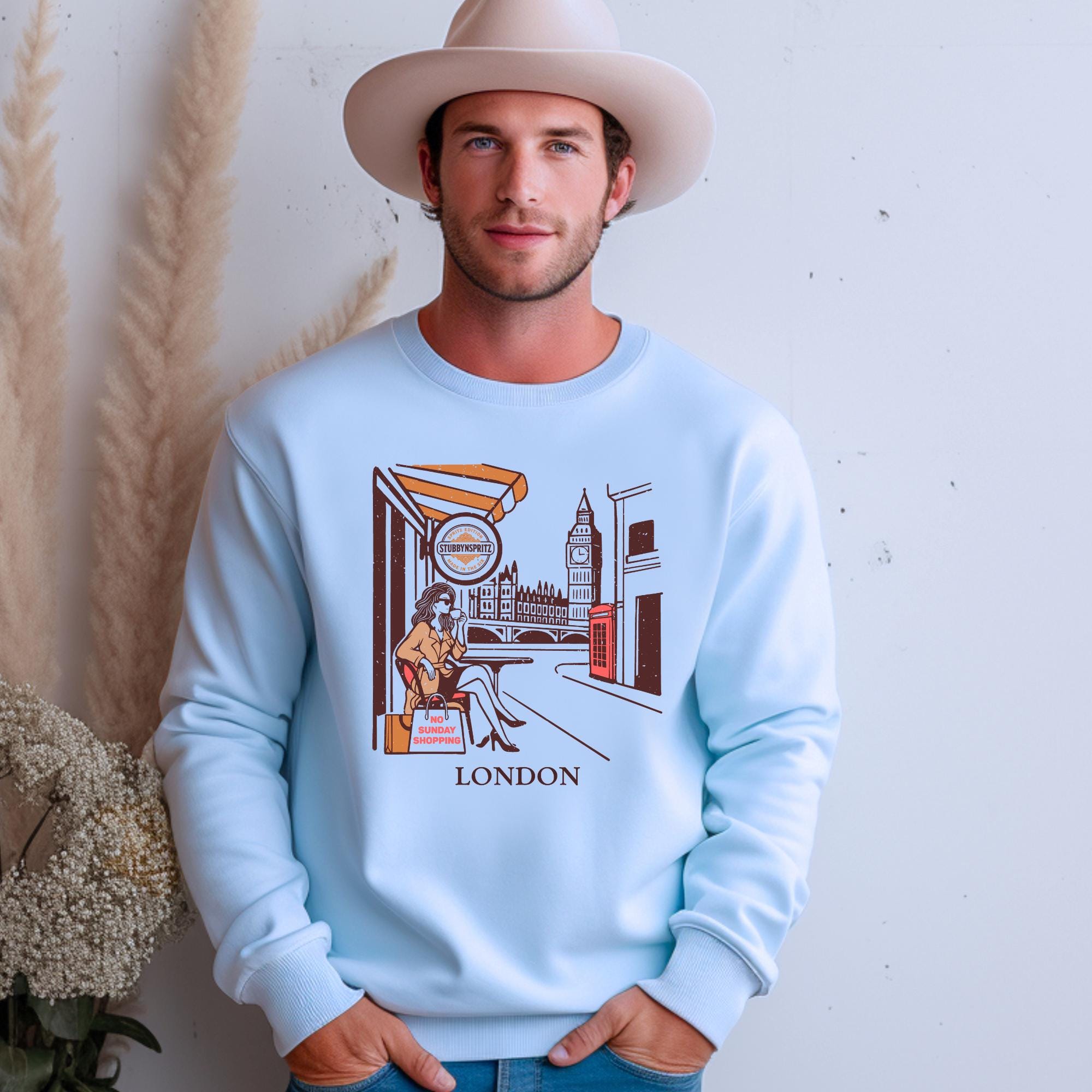 London Souvenir Sweatshirt: British Travel Gift